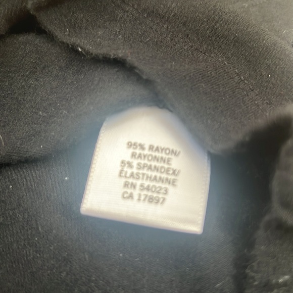 Banana Republic black long sleeve top cowl neck with button detail Size Small - Picture 16 of 16